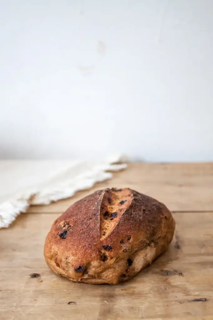 ⑤ Pain aux raisins aux amandes et à l'orange