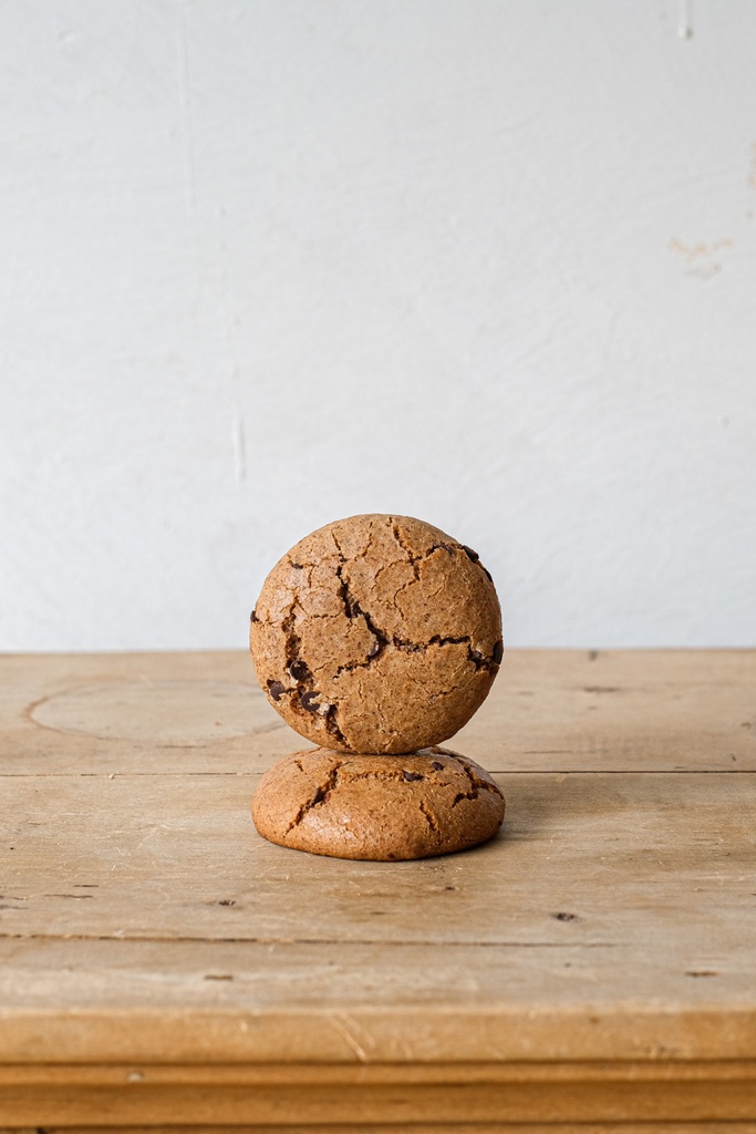 Chocolate chip cookies (2 per pack) 🌿